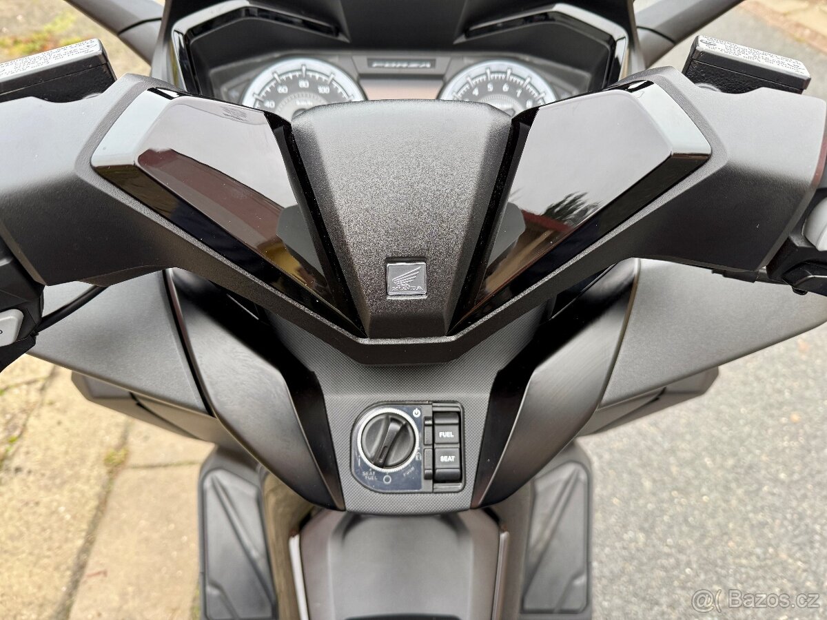 Honda Forza 350 2024+ Smart Top Box - 12