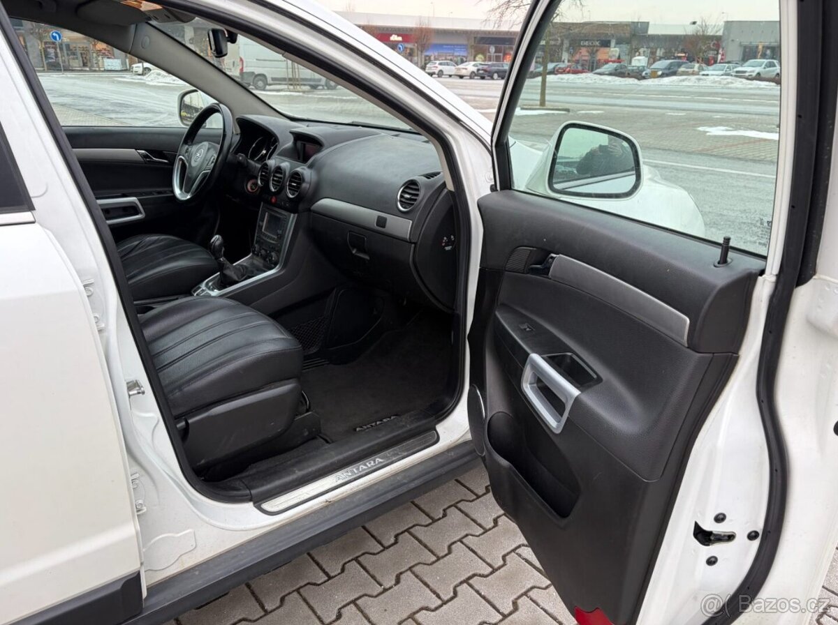Opel Antara 2.2 CDTi 2016 MAX VÝBAVA - 12