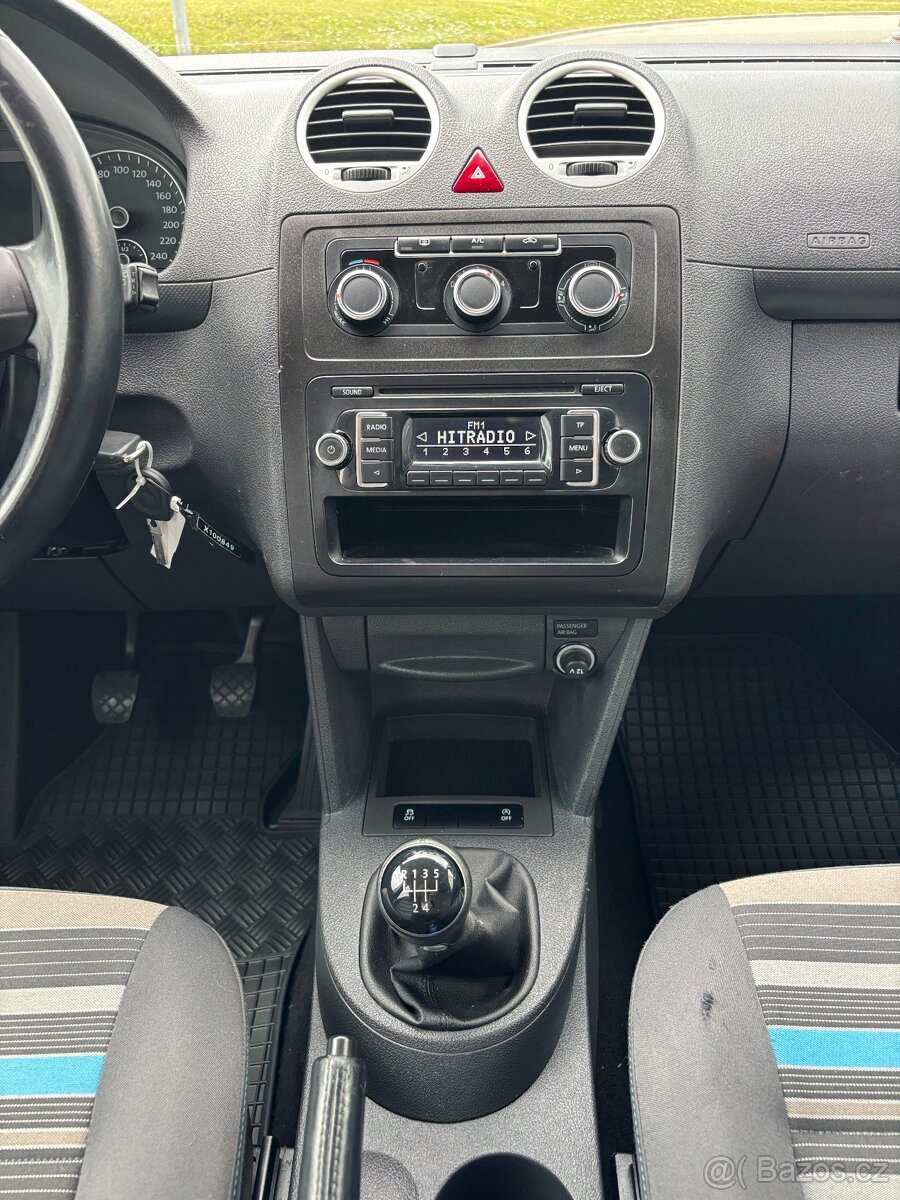 Volkswagen Caddy 1.2TSi 77kW 5 míst - 12