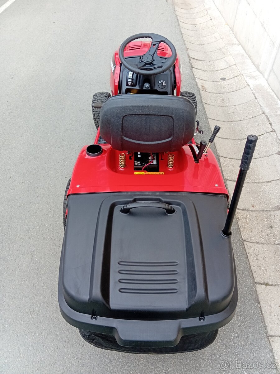 Prodám zahradní traktor MTD 160/92H 16Hp Hydro - 12