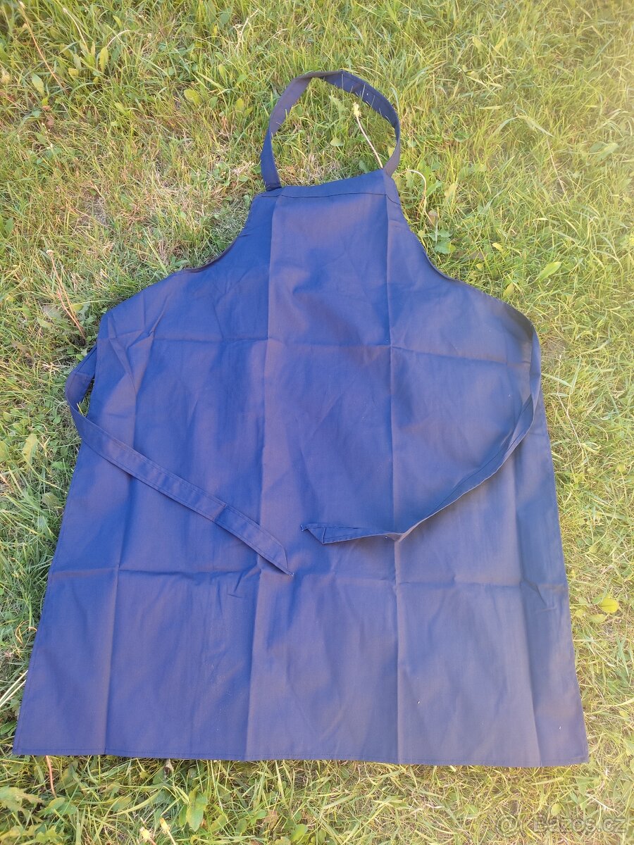 Šporny, řemínky na sporny, reflexní vesta, polštář, deka - 12