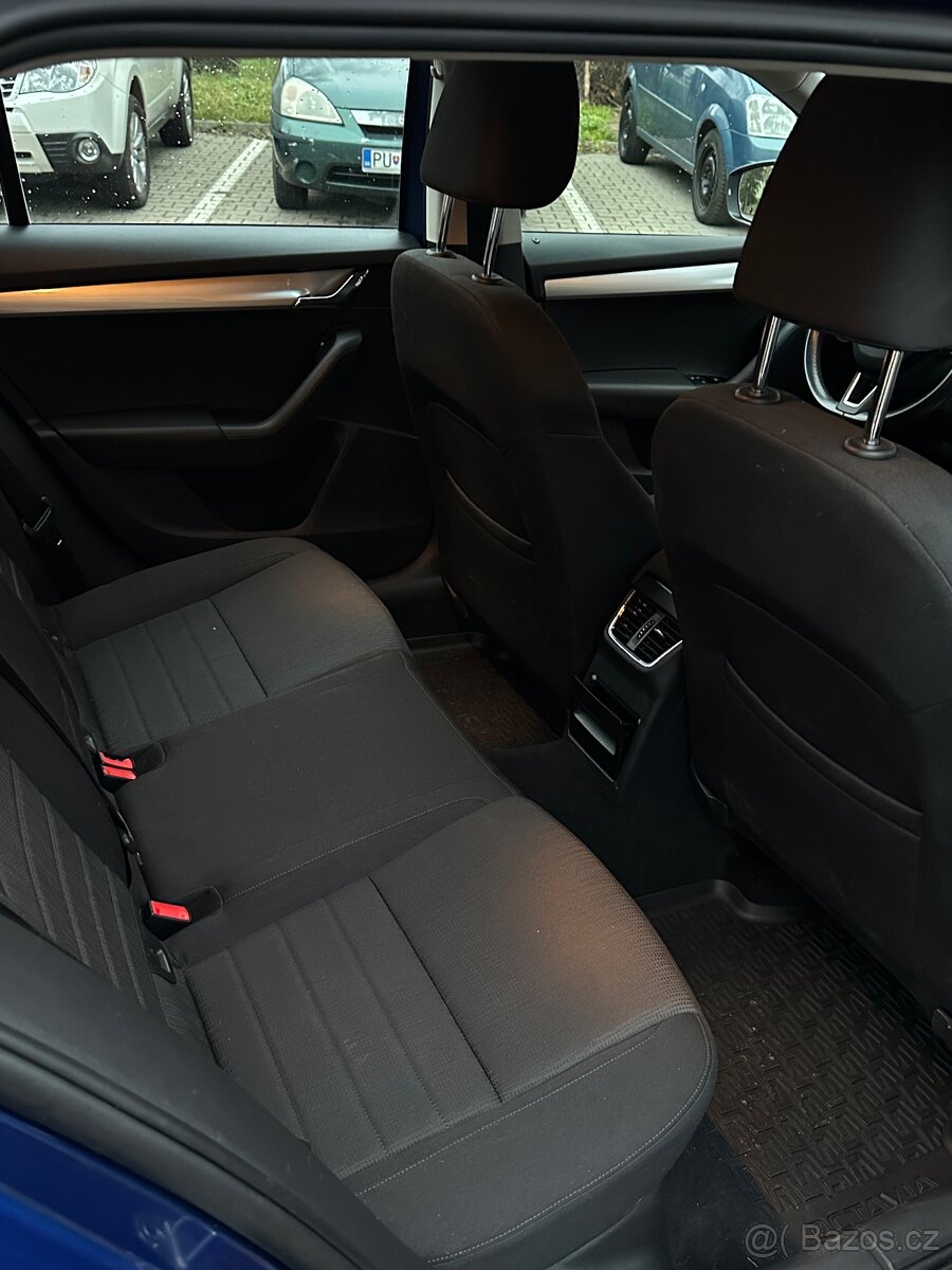 Škoda Octavia 3 Combi 1.6 TDI 81kw Style,Klimatronik,Výhrev - 12