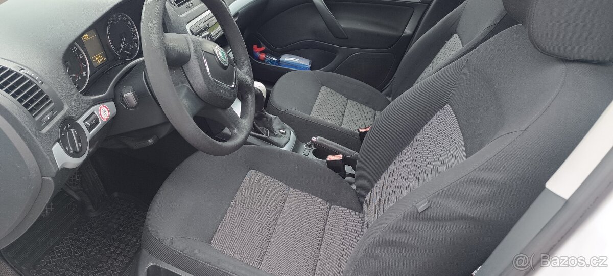 Škoda Octavia II 1.6 TDI Kombi. - 12