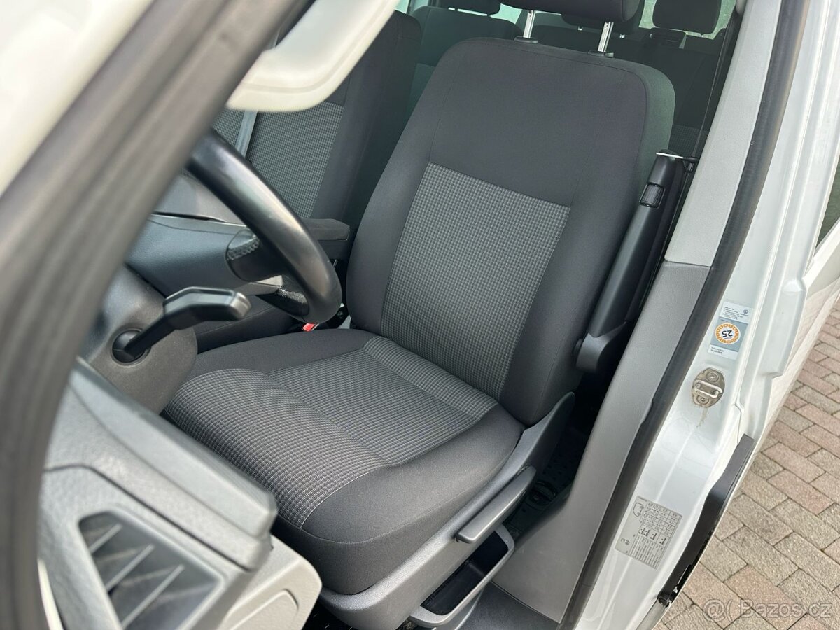 VW Transporter T6.1 2,0 Tdi Long Křídla 1.maj LED DPH - 12