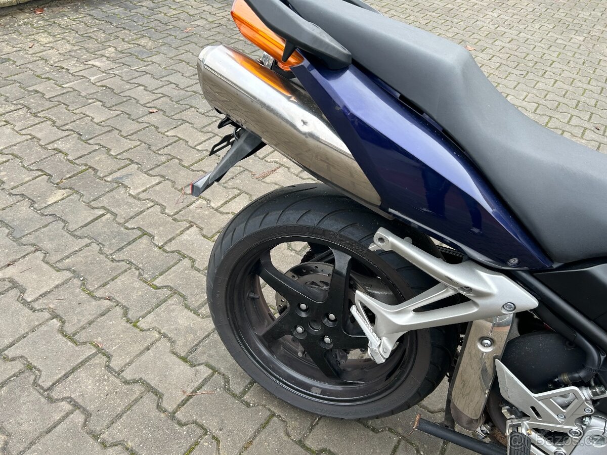 Honda VFR 800 VTEC 2002 - 12