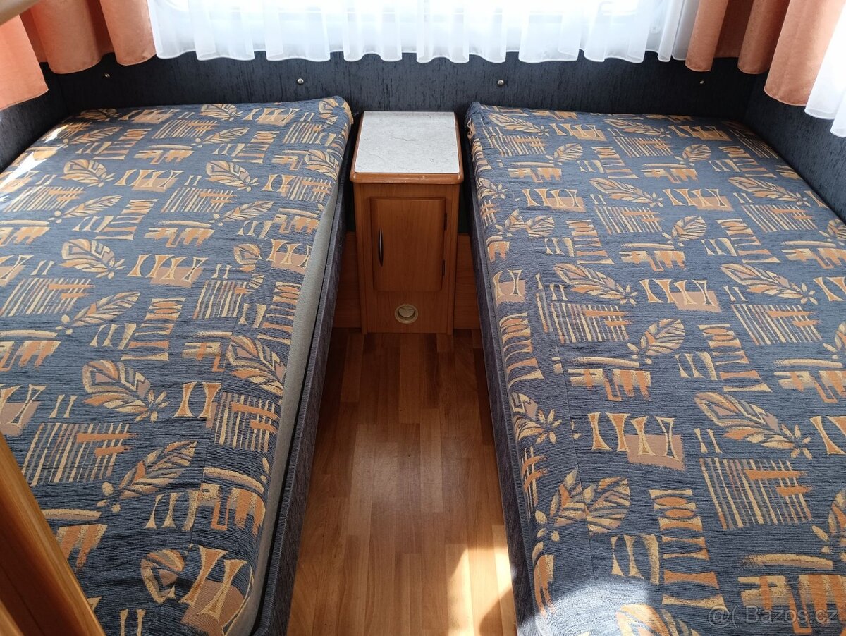 WILK pro 4. Mover. Pevné postele. R 2002. Stan.100km/h - 12