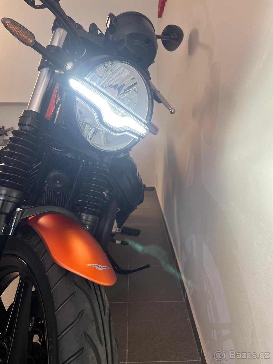 Moto Guzzi V7 III Stona, r.v. 2022, 48KW - 12