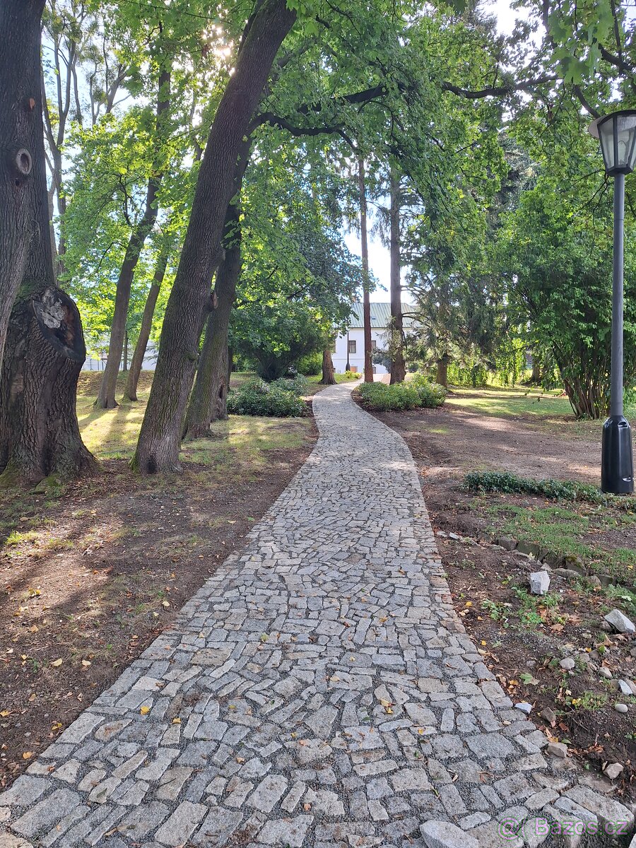 Pokládka žulových Kostek - 12