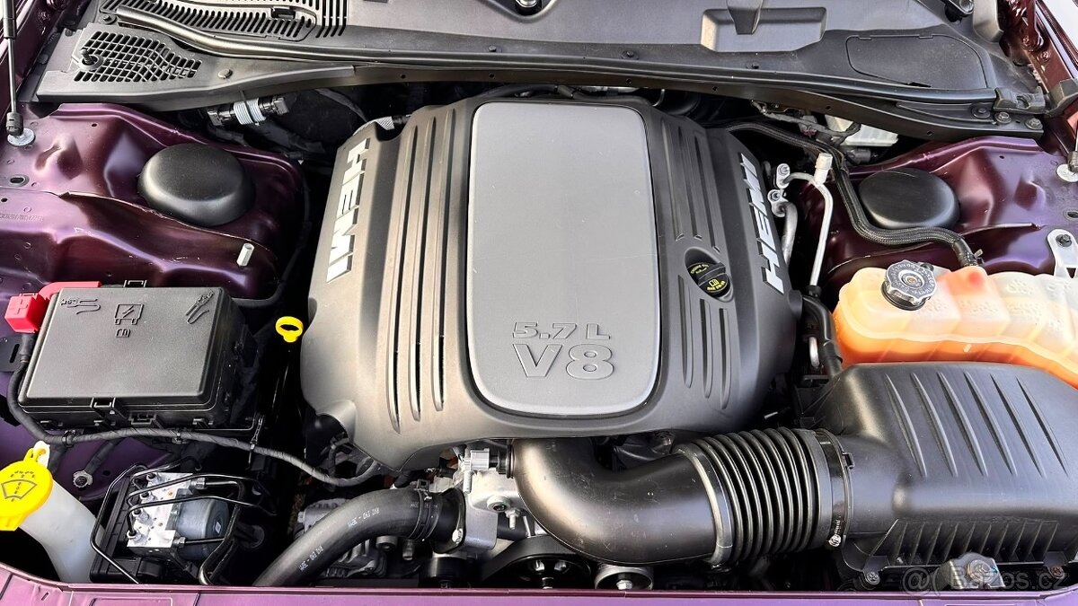 Dodge Challenger V8 5.7 2021 - 12