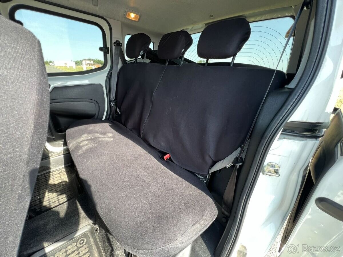 Fiat Qubo - 12