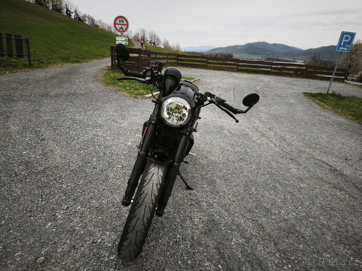 Ducati Scrambler Cafe Racer - 12