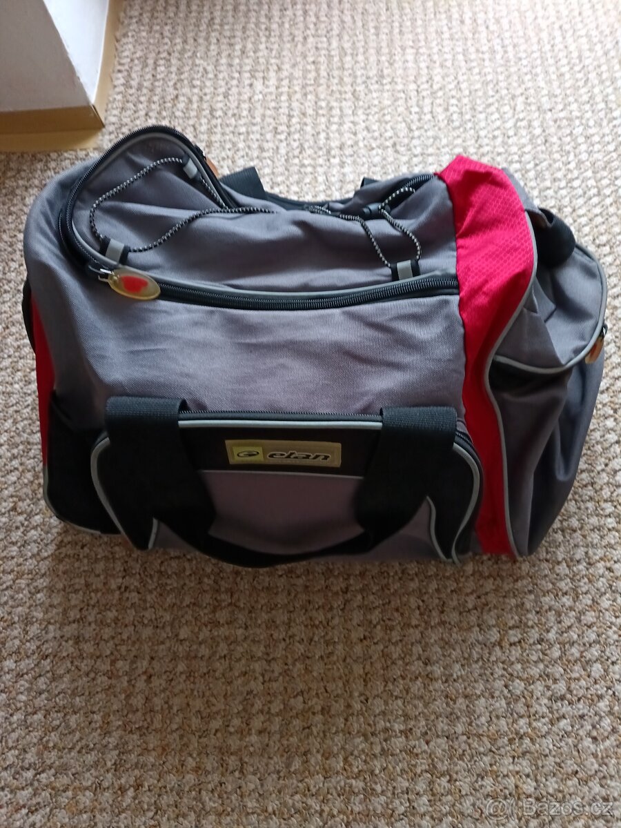 Cestovní, sportovní taška Elan - 12