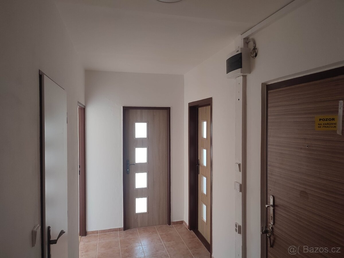 Byt k pronájmu - 12