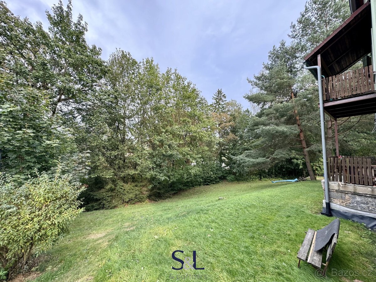 Nabízím k pronájmu bytovou jednotku (40 m2) o dispozici 2+kk - 12