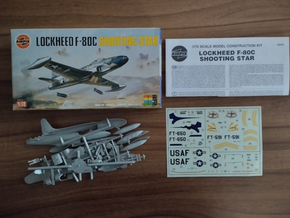 Modely letadel ,MATCHBOX,AIRFIX,FROG,plastové stavebnice. - 12