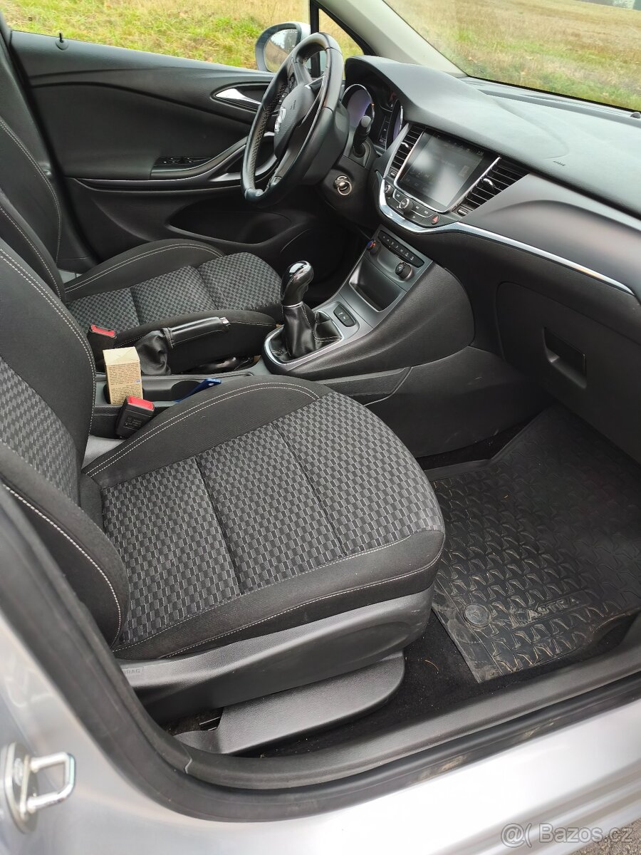 Opel Astra K 1,6 CDTI kombi - 12