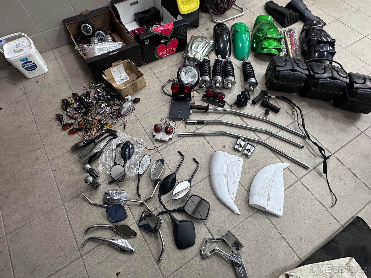 Yamaha Vmax 1200 a různé - 12