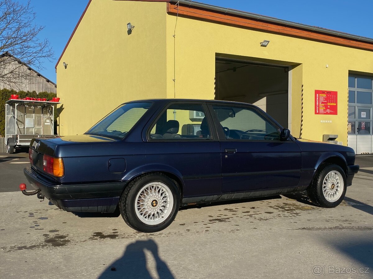 BMW 318i Coupe; E30; r.v. 1990, originální stav - 12