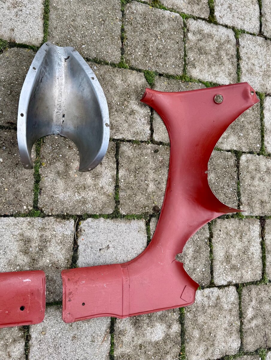 Jawa ČZ 250 353 - podsedlaky chobot - 12