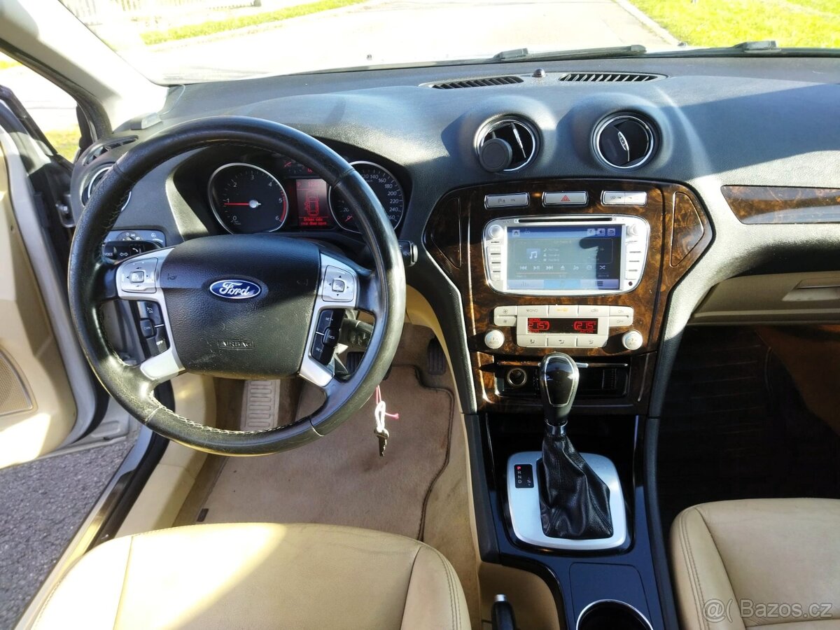 Ford Mondeo 2.0 TDCi GHIA-AUTOMAT-BÍLÁ KŮŽE-Čerstvý servis - 12