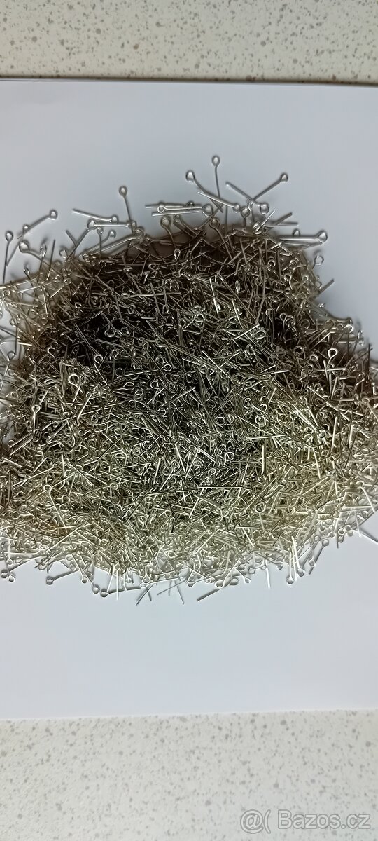 Přebytky, korálky, metráž, dráty, komponenty - 12