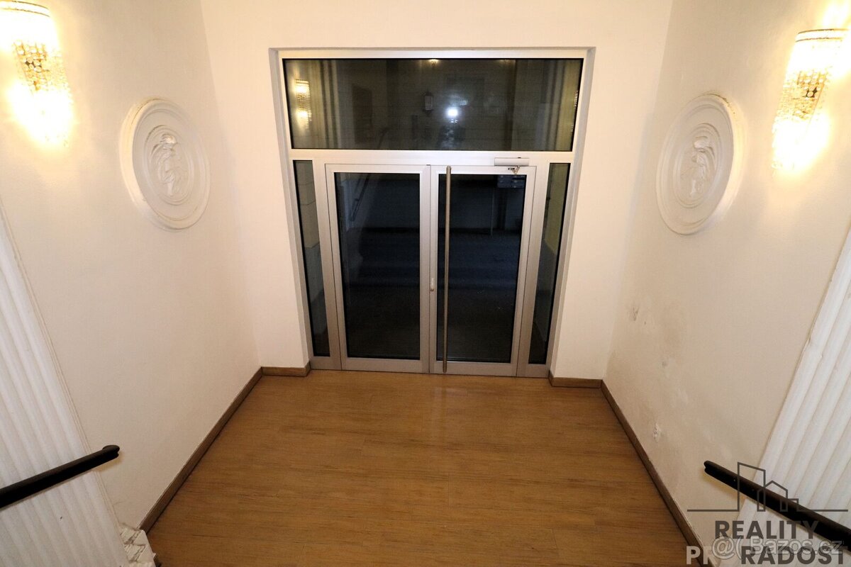 Exkluzivní mezonetový byt 3+kk 104,5m² v těsné blízkosti cen - 12