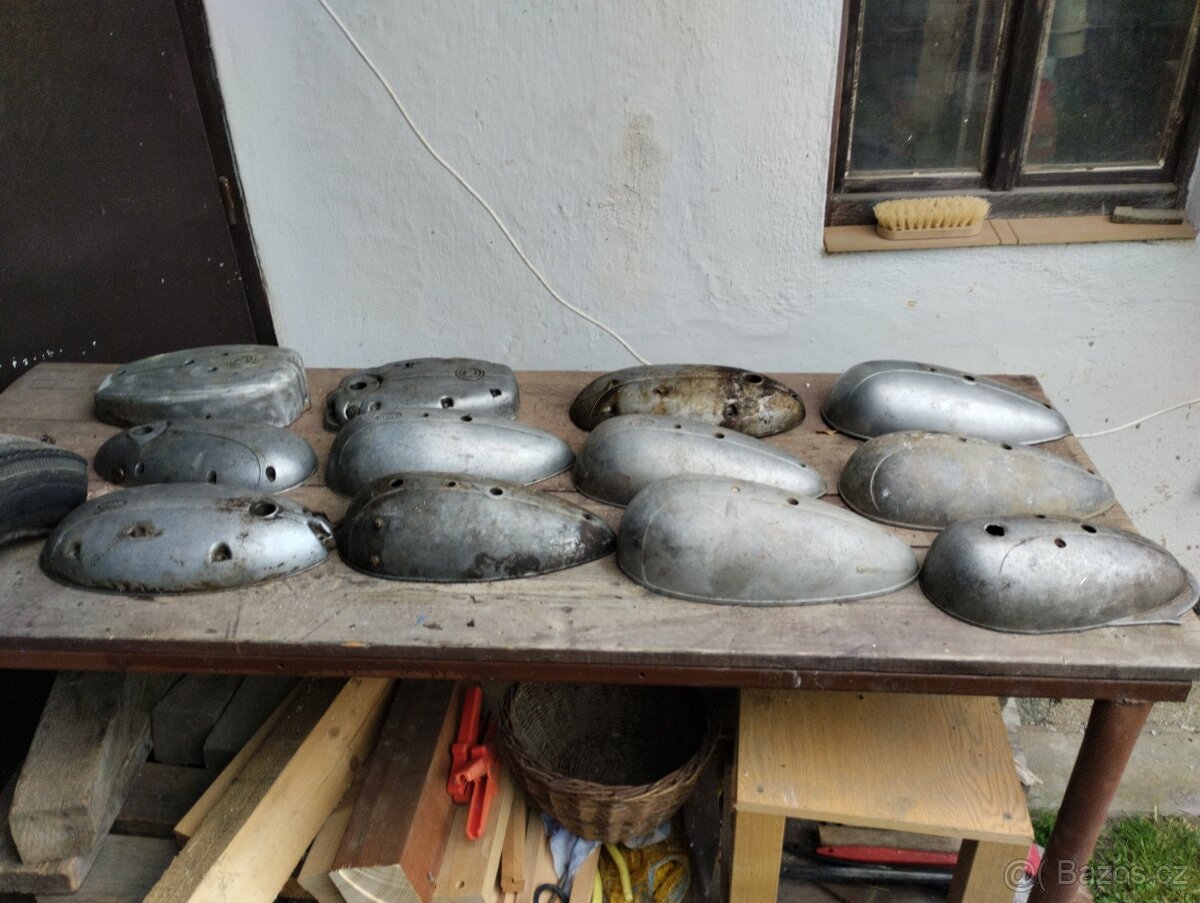 Motory Jawa 250 a Čz 175 + Směs náhradních dílů jen komplet - 12