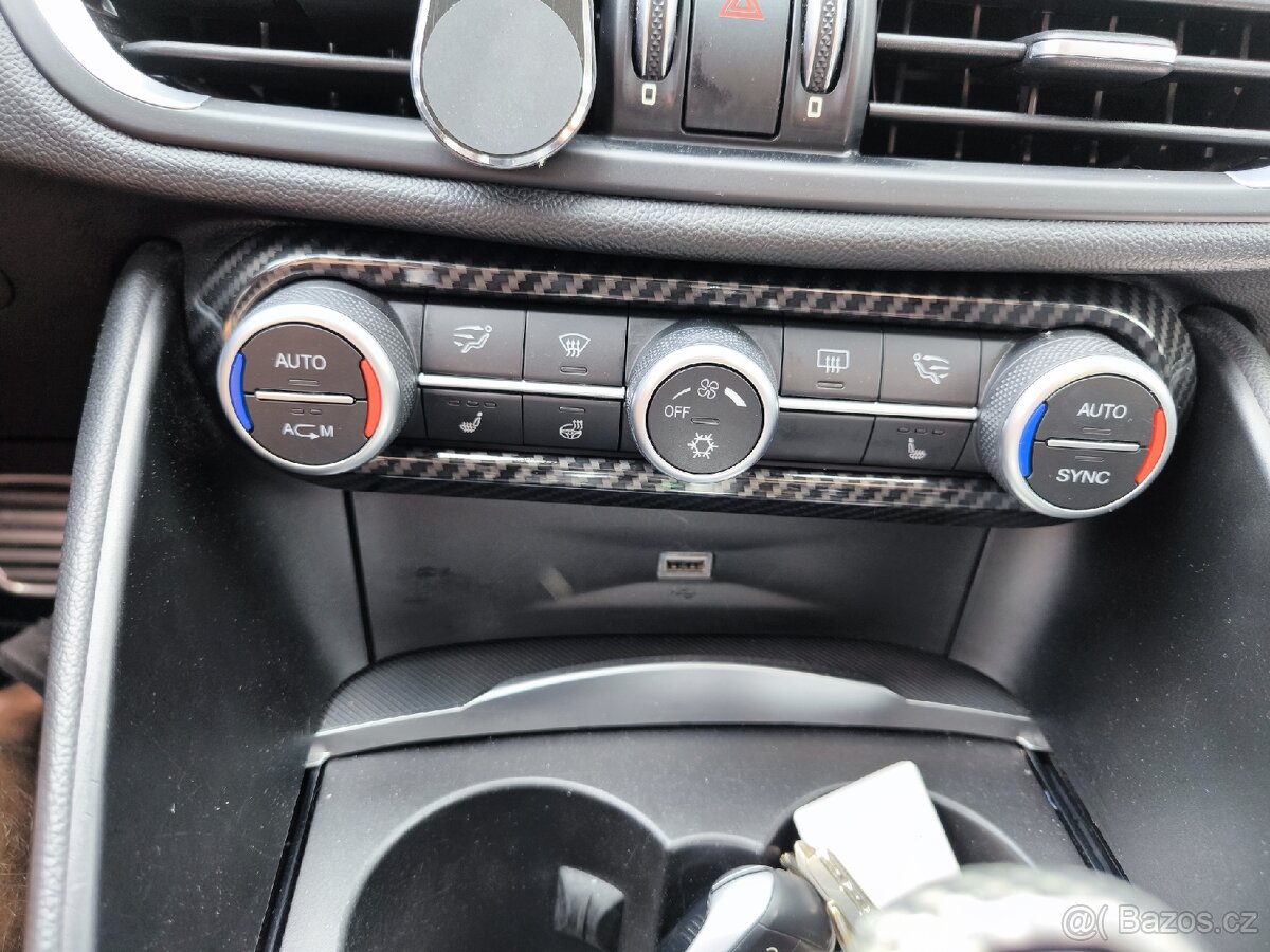 Alfa Romeo Giulia Veloce 2.2jtdm Q4 - 12