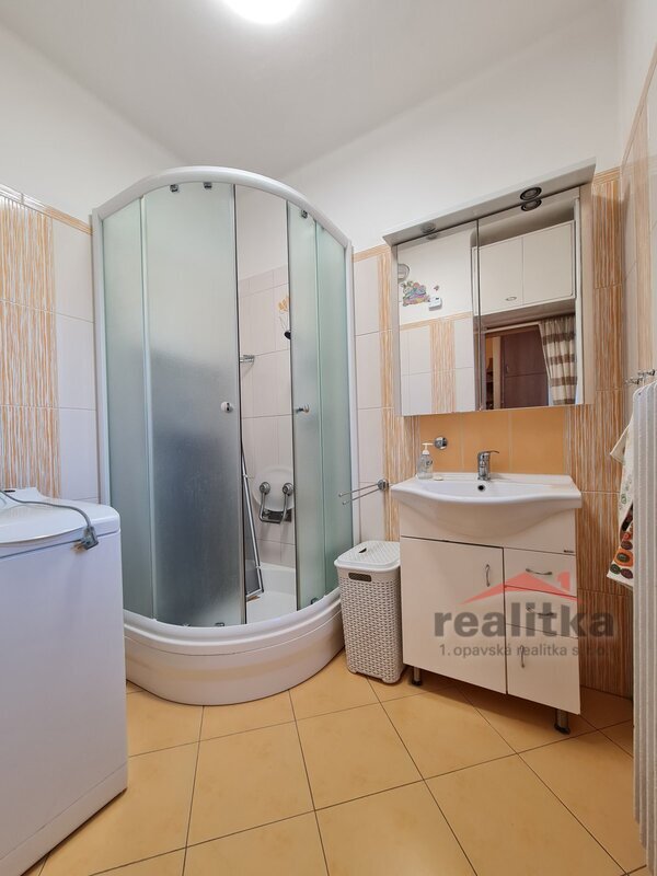 Prodej bytu 3+1 s balkonem, U Fortny, Opava - 12