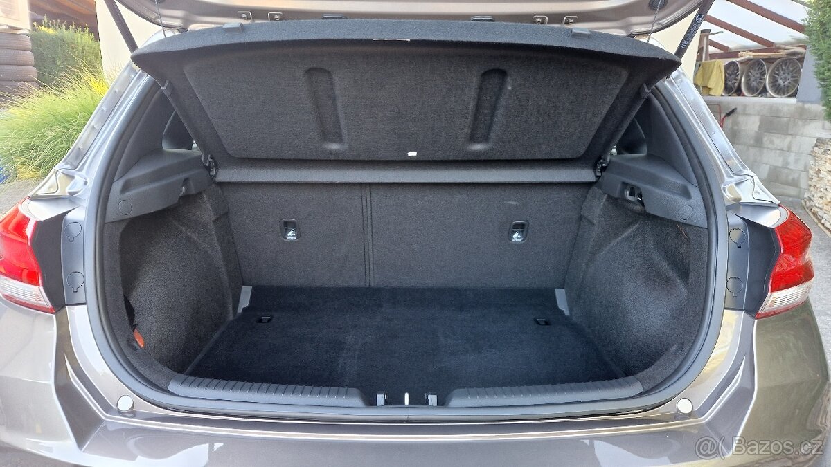 Hyundai i30 1,5 GDi 117kW Edícia 30, 13230km - 12