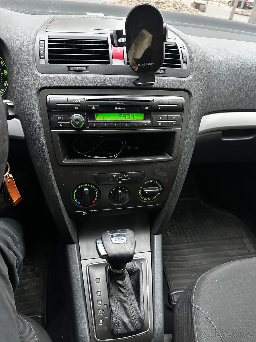 Škoda Octavia 1.9tdi automat - 12
