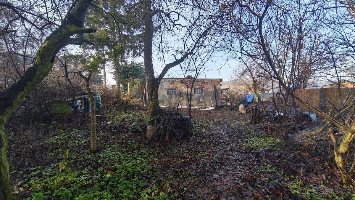 Prodej zahrady s garáží 794 m2, Obrnice - 12