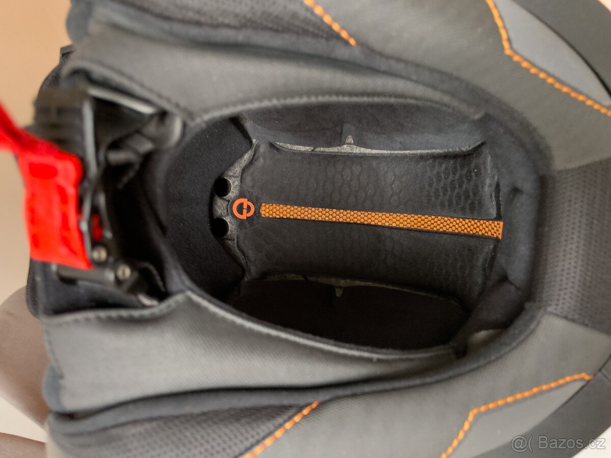 Schuberth E2, velikost 61/XL - 12