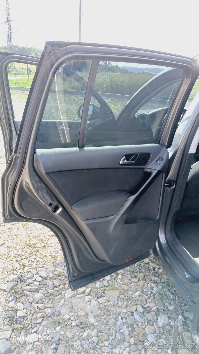 VW TIGUAN 2.0 TDi, 93.800 Tis. KM NAJETO, SKVĚLÝ STAV - 12