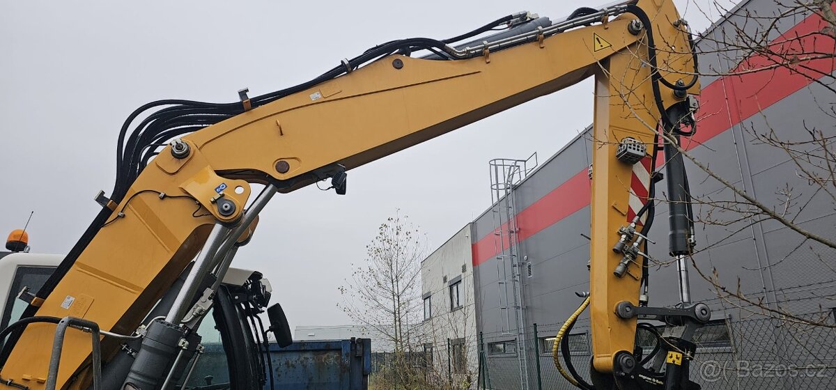 Prodám Rypadlo Liebherr A 918 Litronic s lopatami - 12