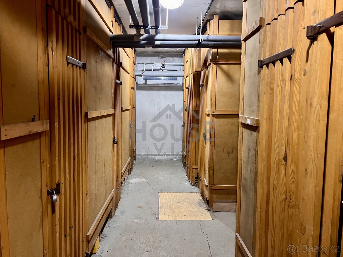 Prodej bytu 1+kk 30 m², Praha - Modřany, ev.č. 01091 - 12