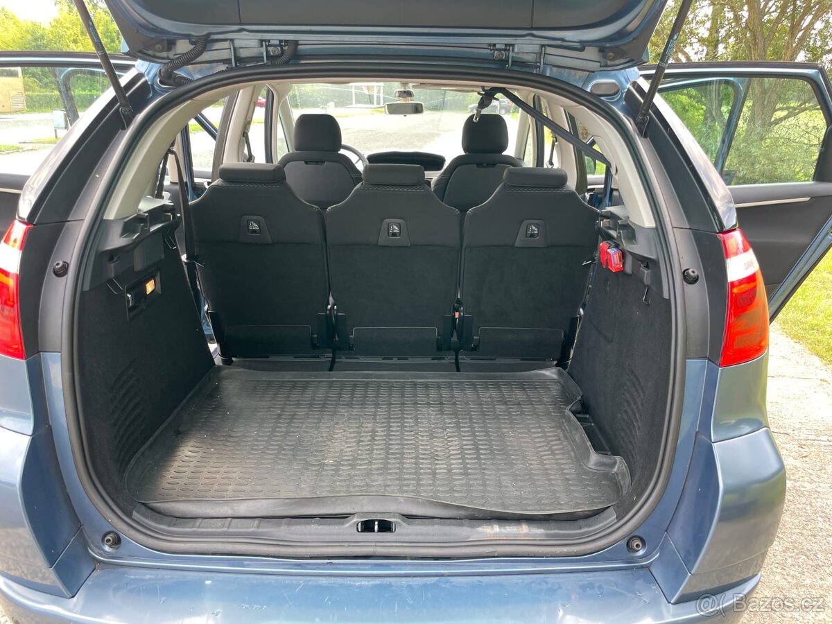 Citroen C4 Picasso - 12