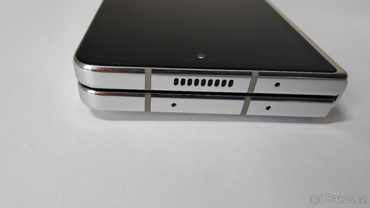 Samsung Galaxy Z Fold5 (F946B) 12GB/512GB, Beige - 12