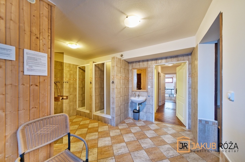 Prodej chaty 377 m², pozemek 1587 m² Černý Důl - 12