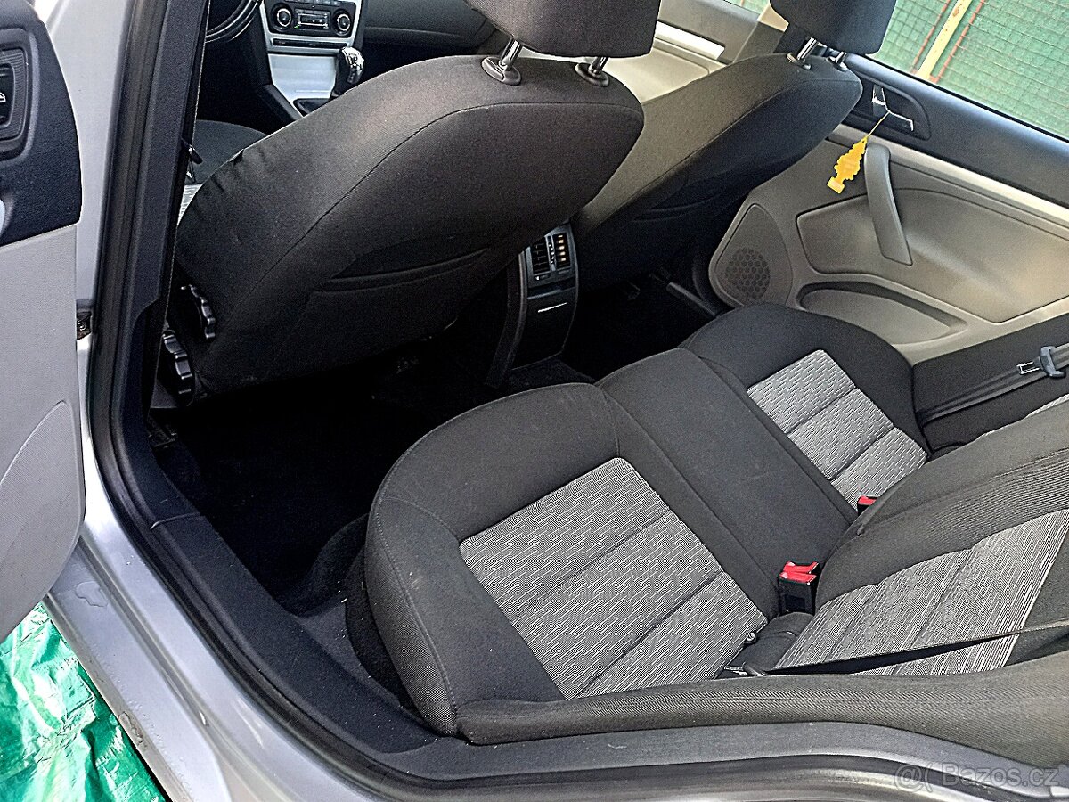 Prodám škoda octavia 2 facelift 1.2tsi 77kw - 12