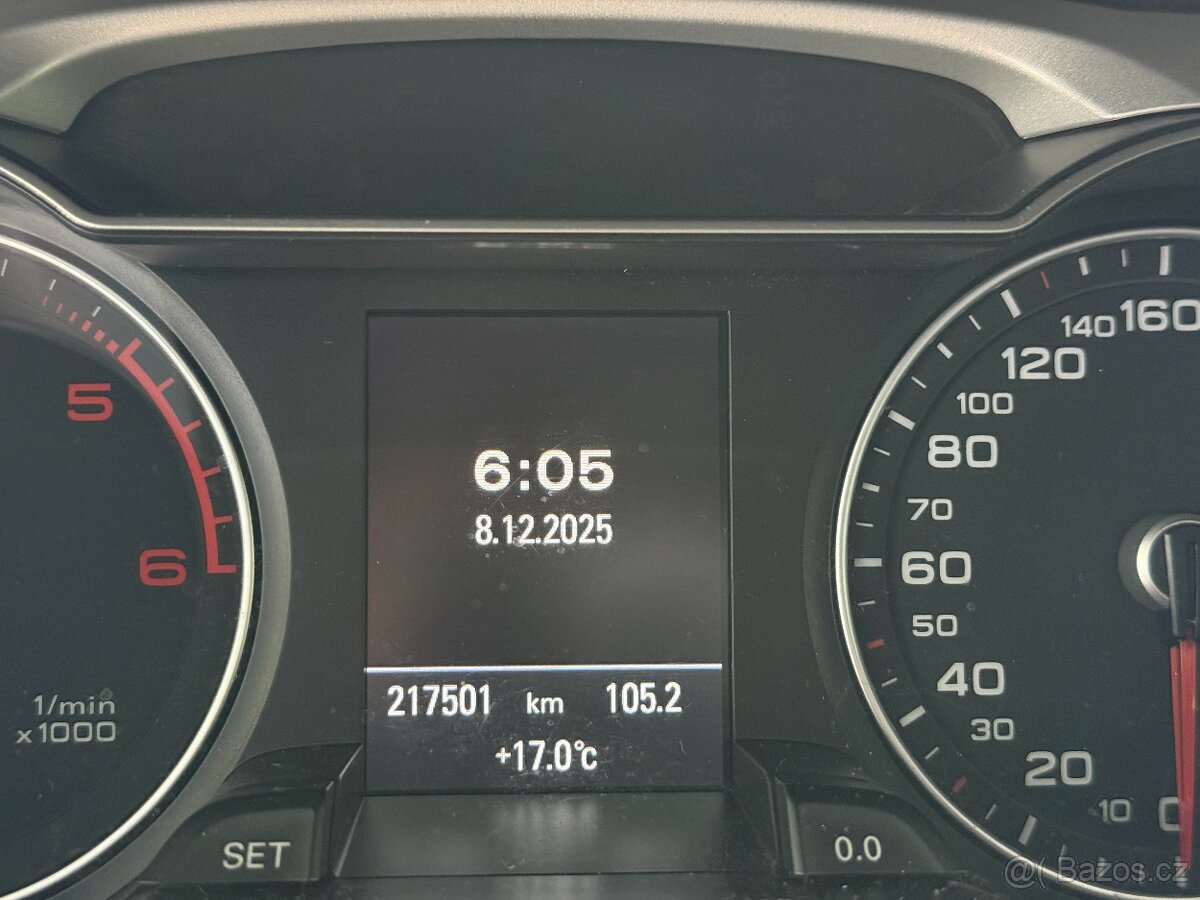 Audi A4 Avant 2,0 TDI 110kW,SERVISKA,S-LINE - 12