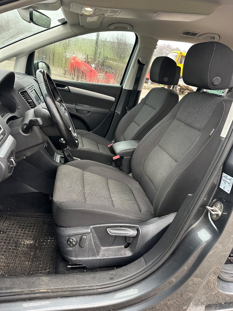 Volkswagen Sharan 12/2016, pojazdné, mizne voda - 12