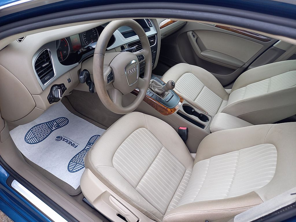 Audi A4, 2.0TDI digiklima-alu-bez koroze - 12