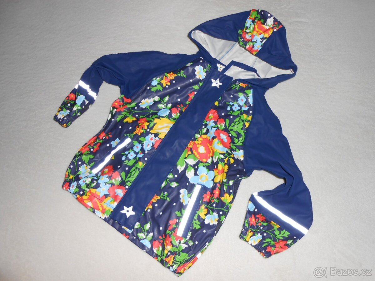 NEPROMOKAVÉ KALHOTY A BUNDY - 12