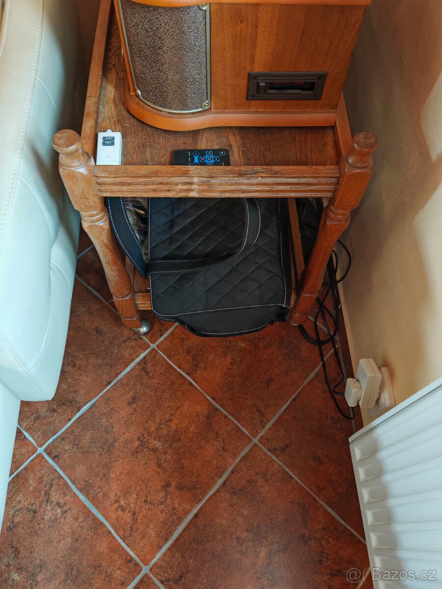 Masivní nábytek - 12