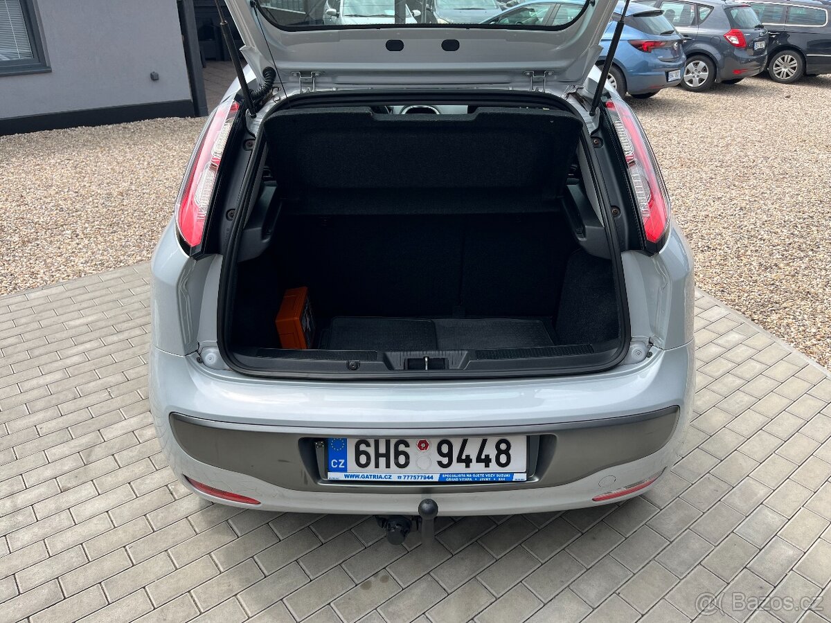 Fiat Punto 105 EVO 1.4i 77KW, Tažné zařízení, Servisní kniha - 12