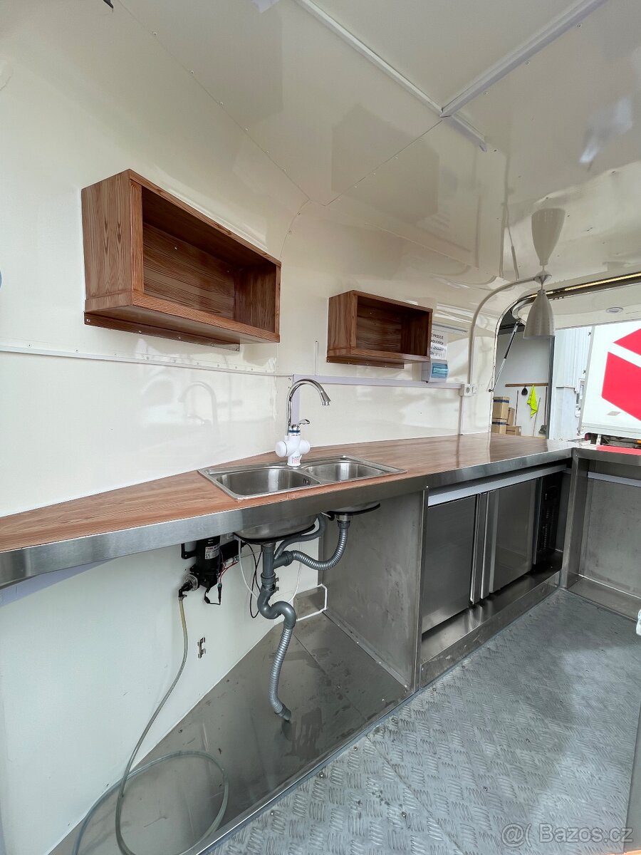 Gastro barový přívěs - 12