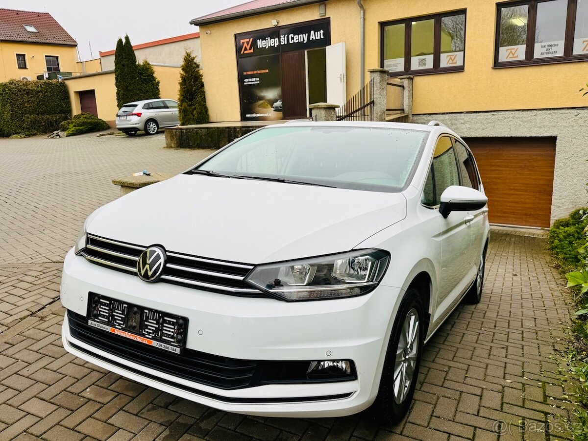 VW TOURAN 2,0TDi 110kW HIGHLINE TAŽNÉ ACC Vyhř.OKNO ČR - 12