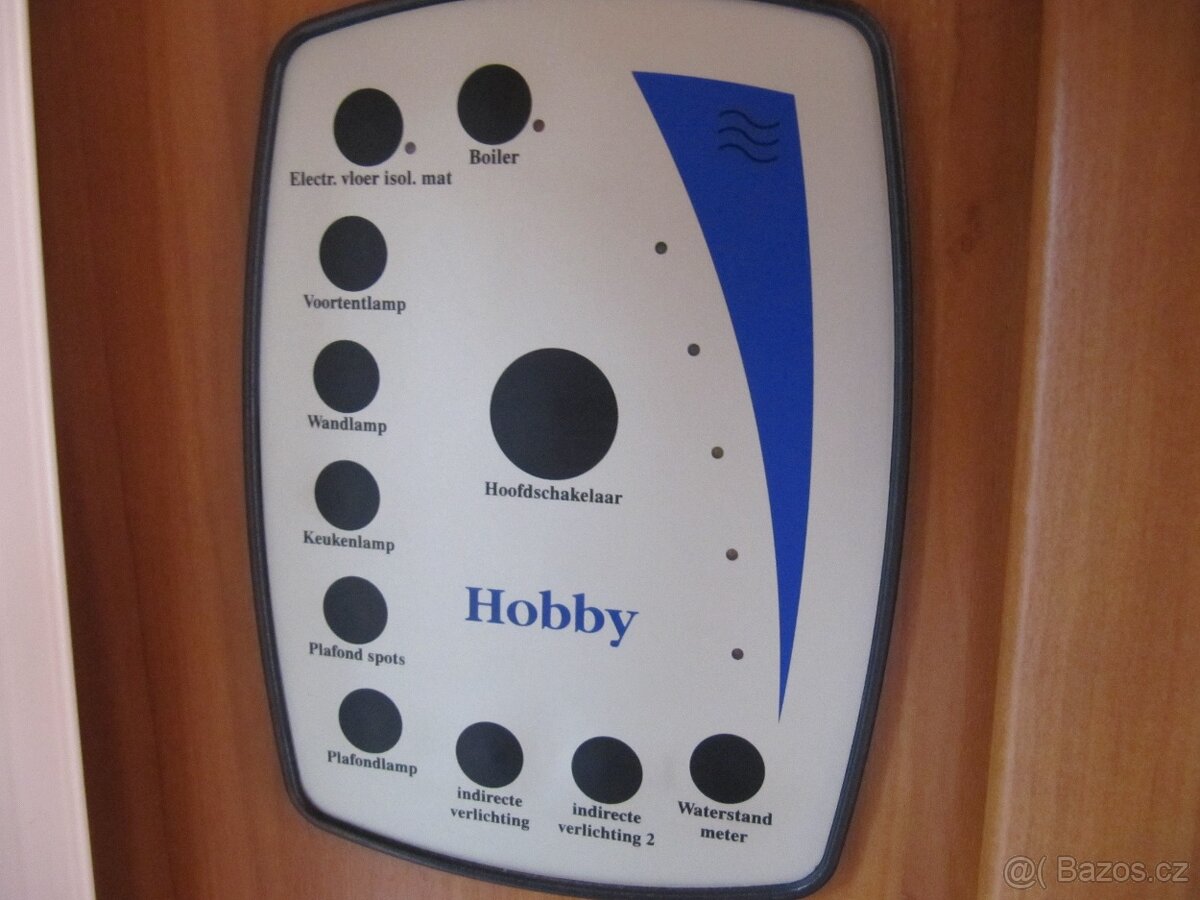 Prodám karavan Hobby 410 sfe,r.v.2007 + mover, markýza ,stan - 12