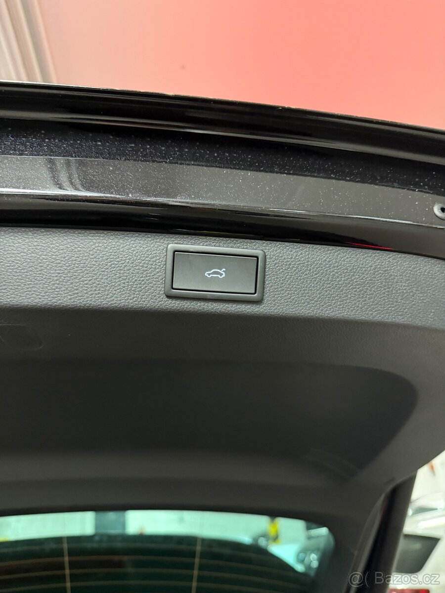 Škoda Karoq Sportline 1.5 TSI DSG nová, 416km, 5 let servis - 12